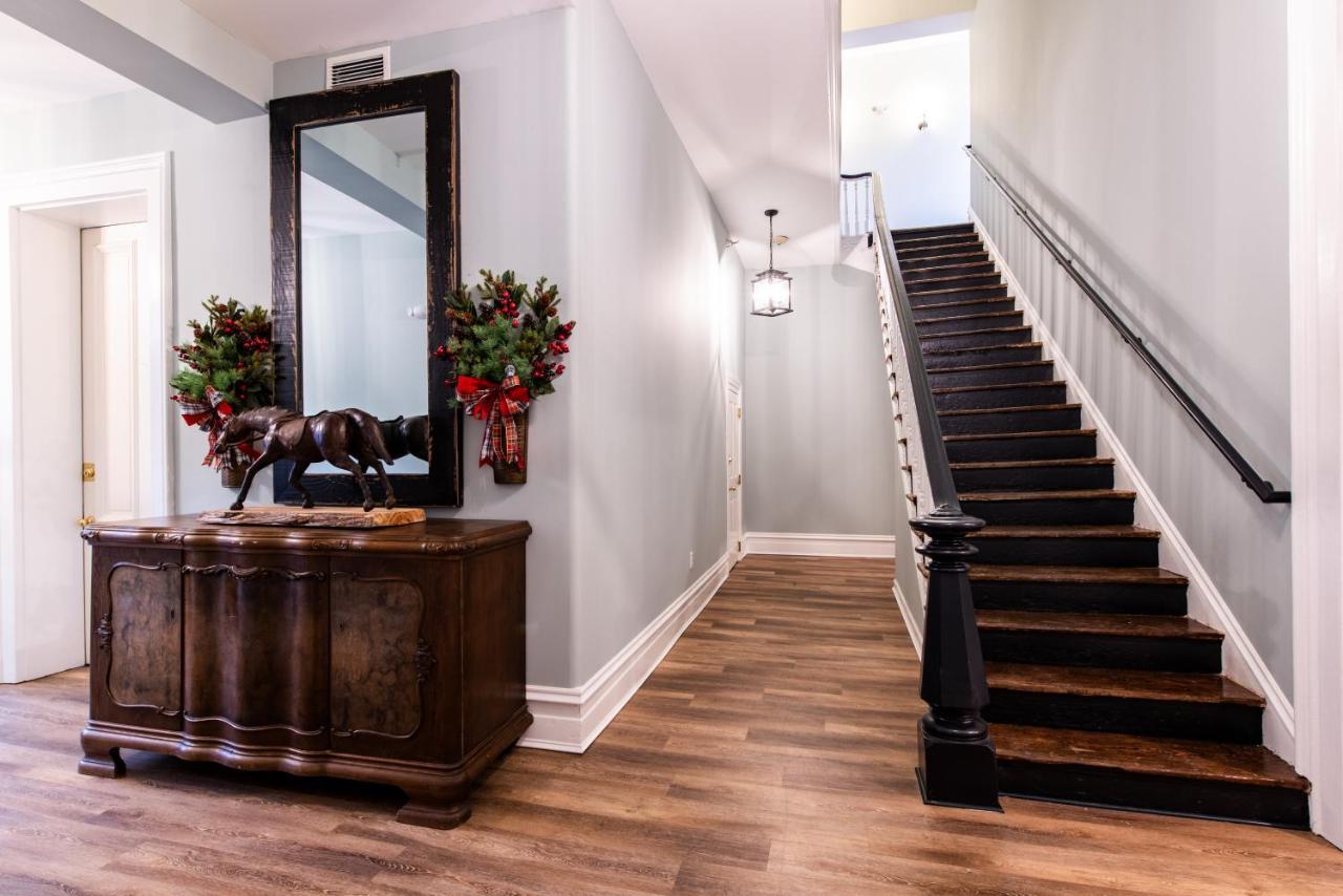 The Woodford Hotel Versailles エクステリア 写真