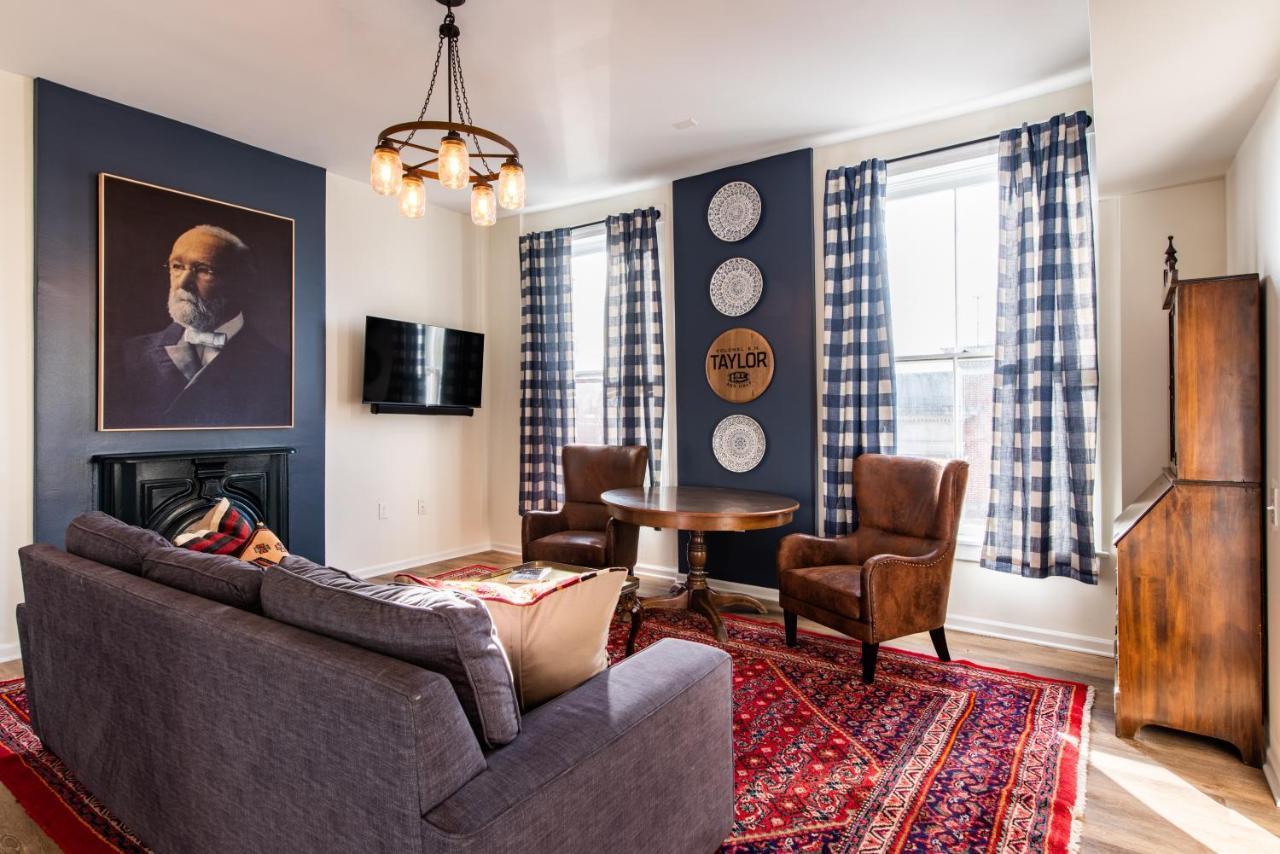 The Woodford Hotel Versailles エクステリア 写真